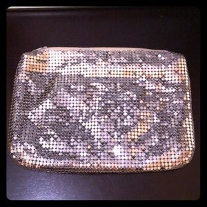 Vintage Whiting Davis pouch
